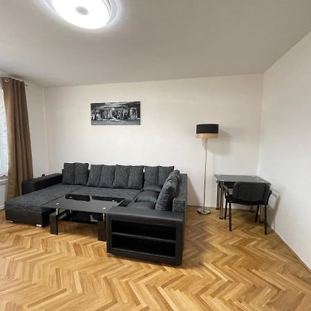 Apartman Jnj Velkomoravska Ołomuniec Zewnętrze zdjęcie